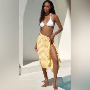 Printed Gauze Sarong
Celandine
In: Yellow